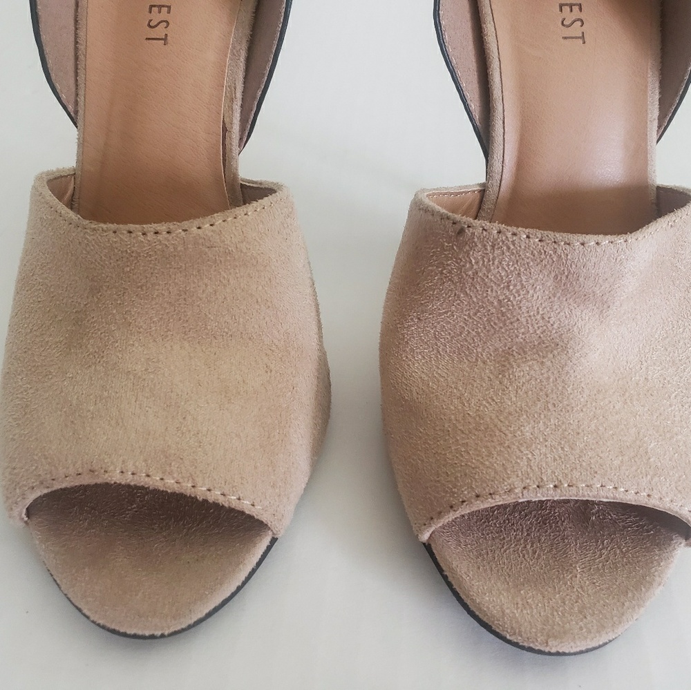 Nine West 🖤🤎 Black and Tan Heels - Picture 4 of 6